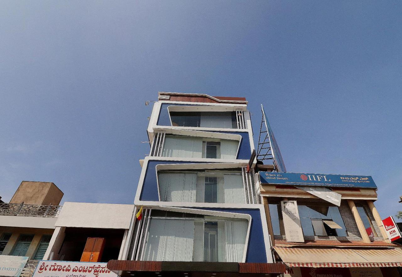 Oyo 24245 Dv Residency Hotel Bhadravati Exterior foto